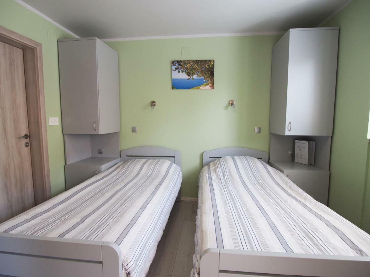 Apartman I Sobe Pavek Pisarovina Exterior foto